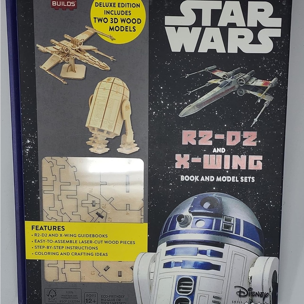 Star Wars R2-D2 and X-Wing Model Set - Picture 2 of 3